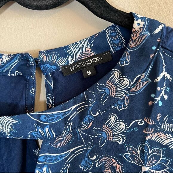 ✨ Papermoon Women’s Blue Floral Top Medium - Picture 3 of 10